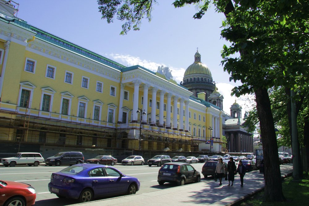 Mehr als 270 Komforteinheiten von CIAT im neuen Hotel „Four Seasons“ in Sankt Petersburg